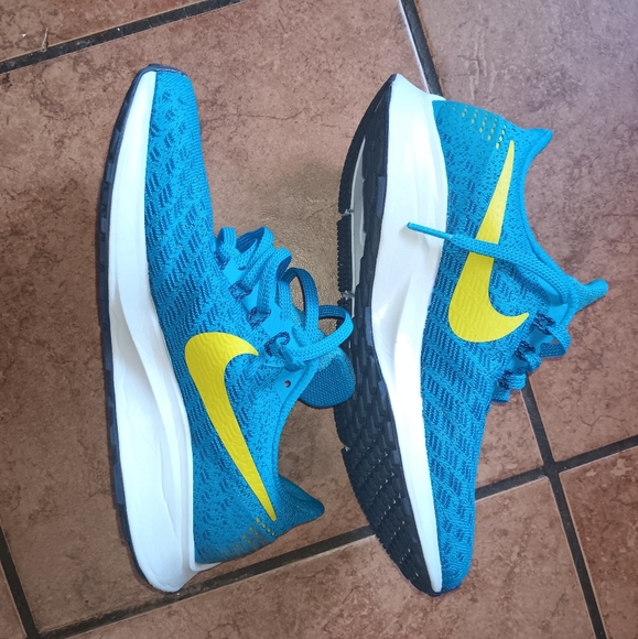 Nike Zoom Running shoes - Picture 5 of 7